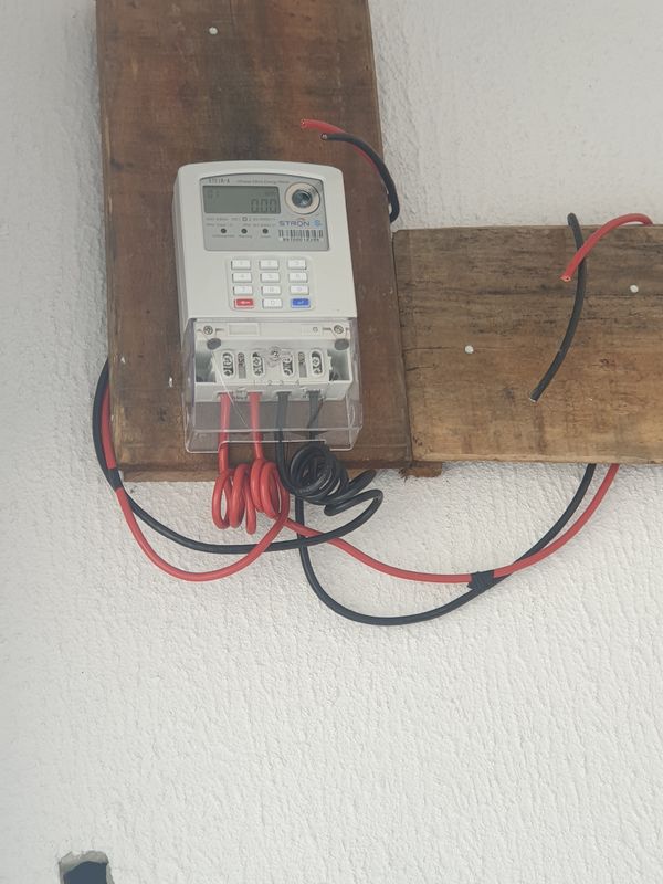 Apparecchiature di prova per contatori elettrici a frequenza di 50 Hz con protocollo standard STS per prove durevoli e di lunga durata