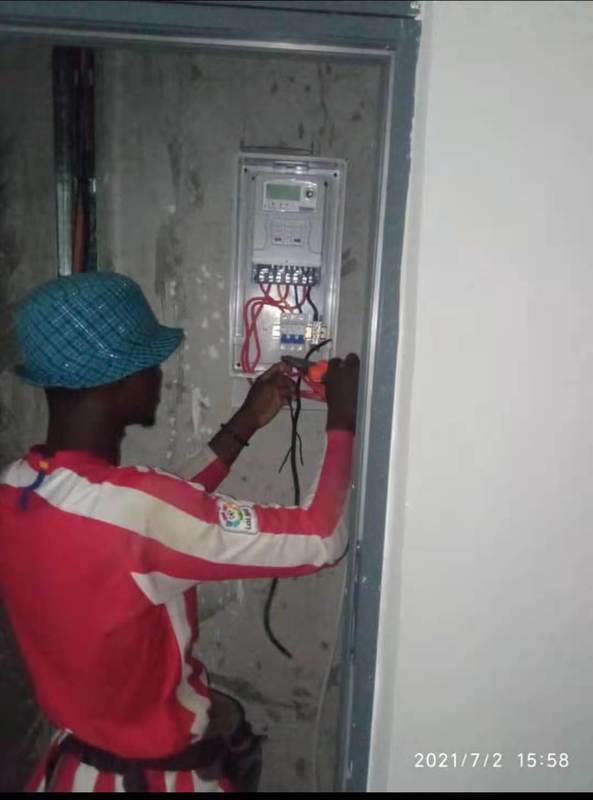 Apparecchiature di prova per contatori elettrici a frequenza di 50 Hz con protocollo standard STS per prove durevoli e di lunga durata