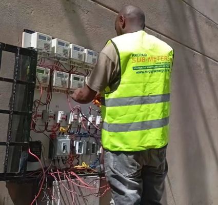 Apparecchiature di prova per contatori elettrici a frequenza di 50 Hz con protocollo standard STS per prove durevoli e di lunga durata